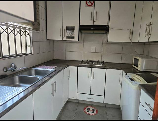10 BEDROOM HOUSE FOR SALE IN PIMVILLE ZONE 5